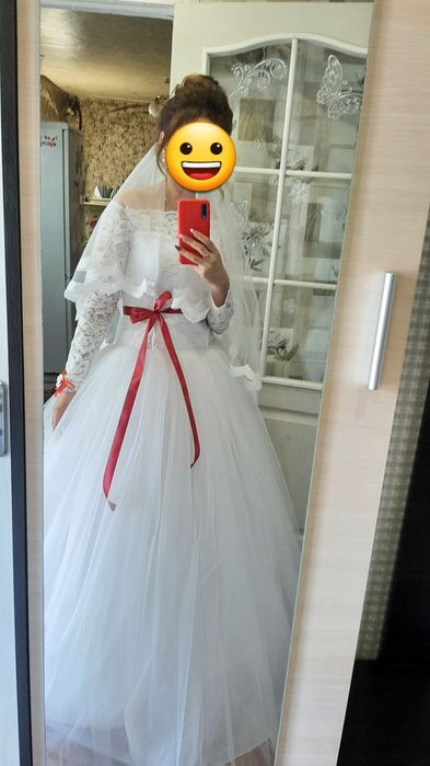 Свадебное платье