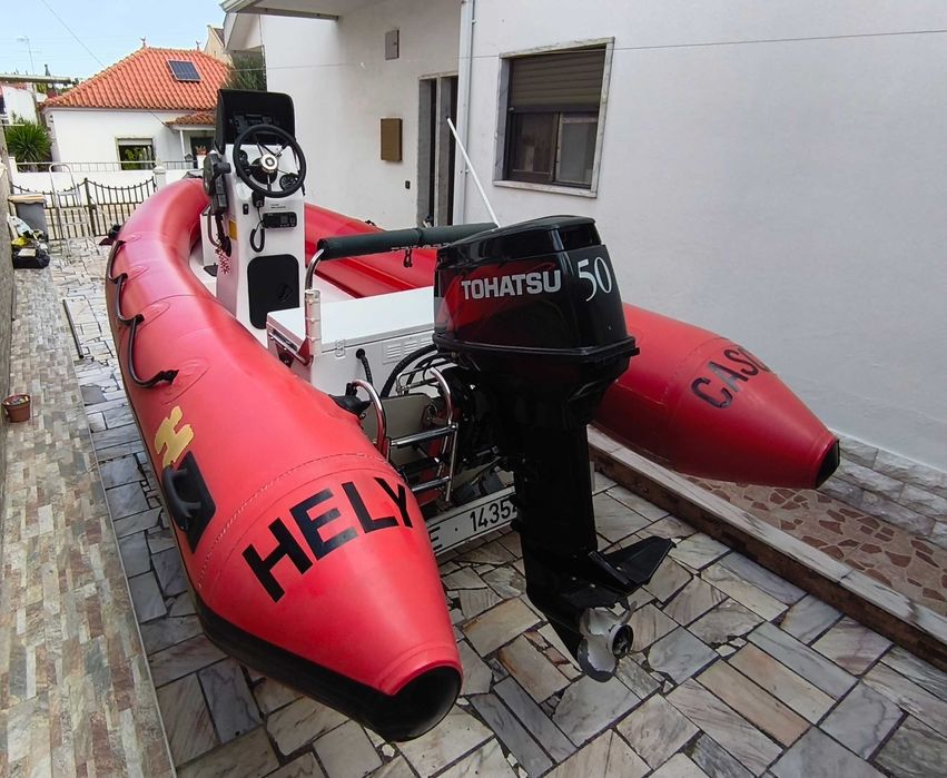 Semi-rígido Humber 4,50 m motor  50 CV a 2 T registado em classe 4