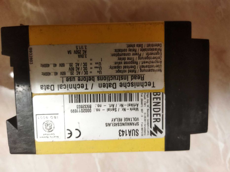 Реле контроля напряжения Bender Spannungsrelais SUA143.