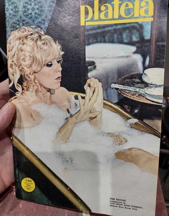 Plateia nº445 Kim Novak na frente capa