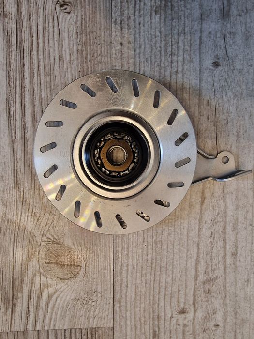 Hamulec rowerowy rolkowy tylny Shimano Nexave