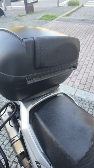 Suzuki V-Strom DL650 2004
