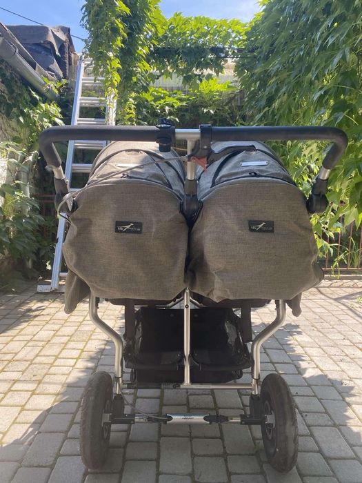 Коляска для двойни TFK