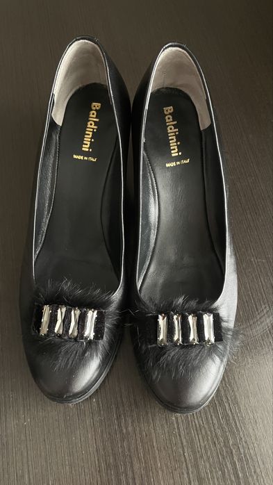 Продам жіночі туфлі