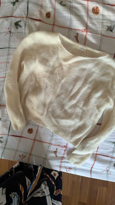 Неймовірний светр із мохеру