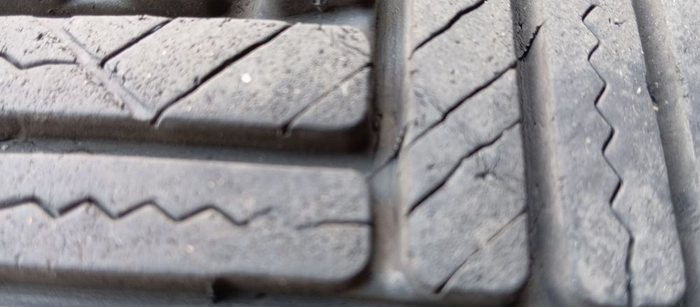 Kankook kinergy 4S. 225/60/18 rok 23