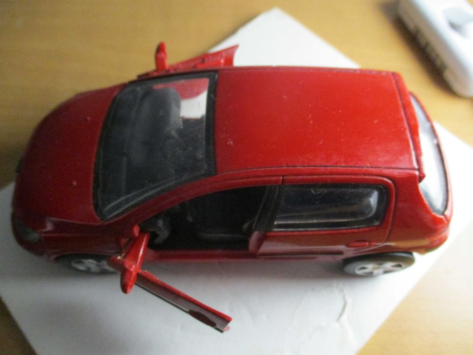 Carro Miniatura Peugeot  307   Oferta do Envio