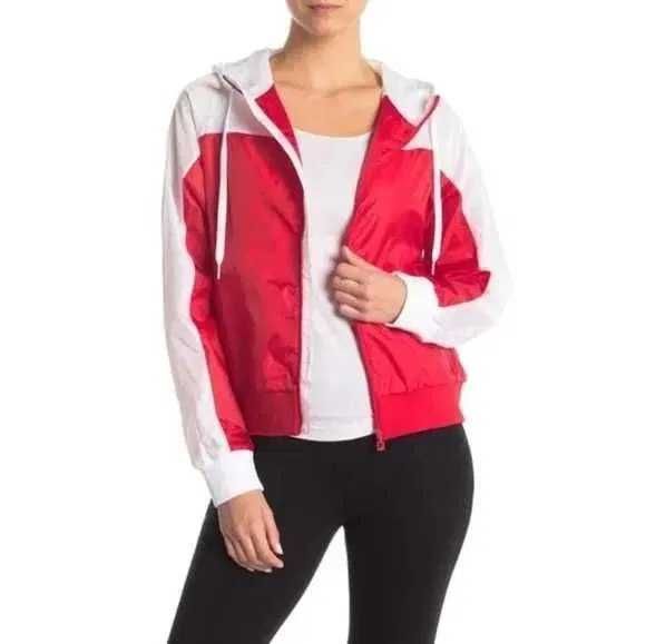 ВеТрОвКа FILA USA Sally Sail