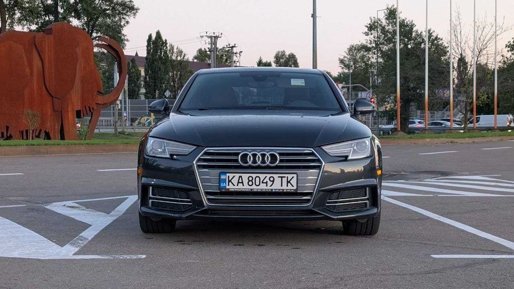 Audi A4 2018 VIN WAUKMAF44JA226256 фото оголошення 7 з 24