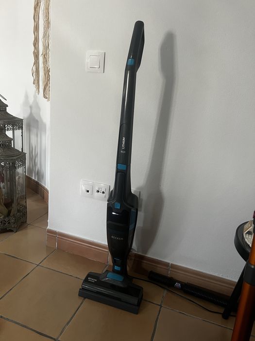 Aspirador Vertical BECKEN 2 em 1