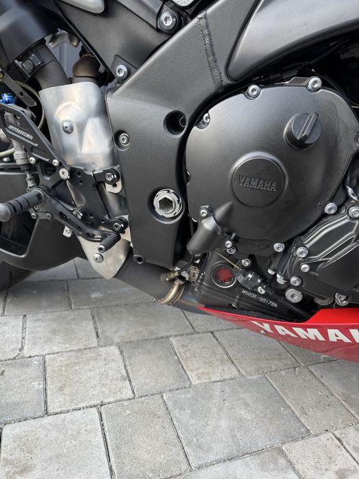 Yamaha R1 Без пробігу обслужений доставка