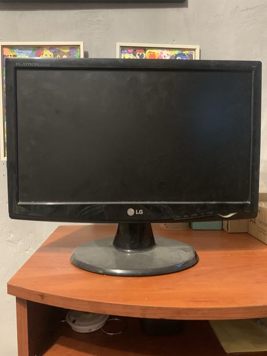 Монитор LG , монитор
