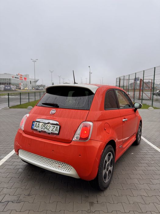 Fiat 500e 2013 рік 24кВт