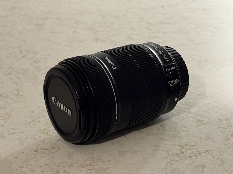 Canon 18-135 f/3.5 - 5.6 IS