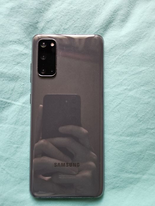 Амереканський Samsung s20