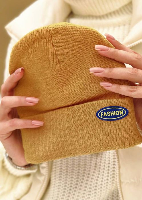 Шапка в трёх цветах