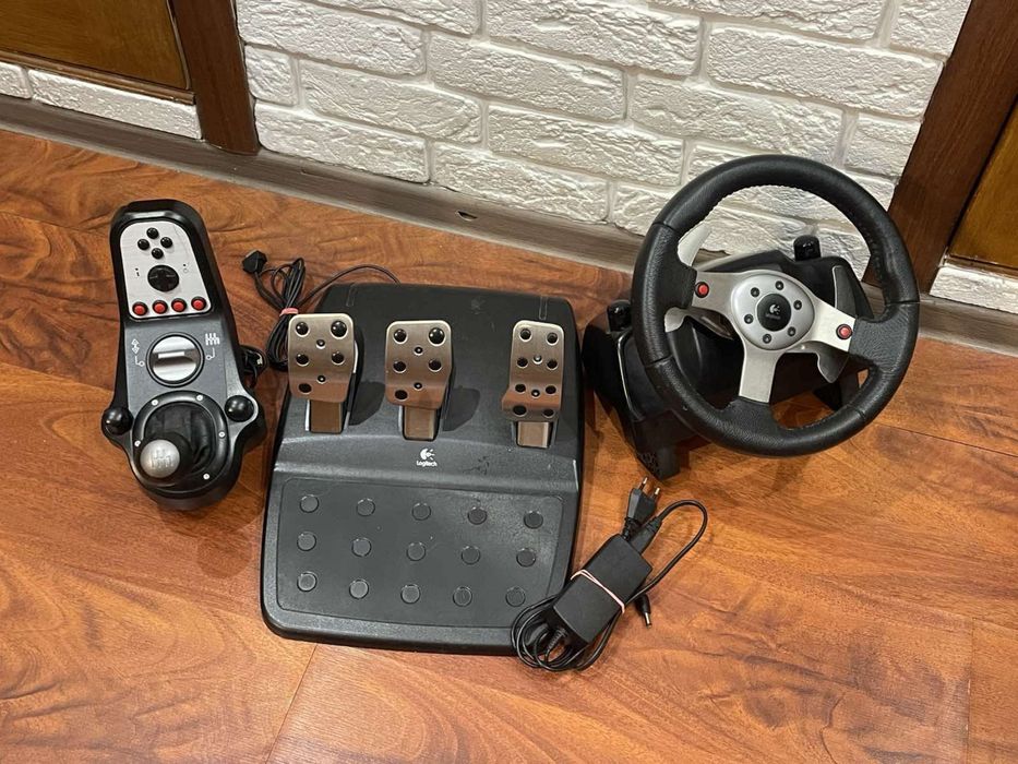 Кермо Logitech G25