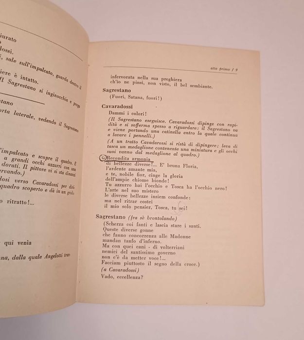 Tosca: Opera Lírica um tre atti