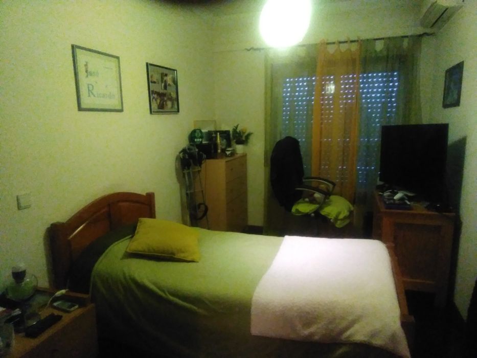 Apartamento t2 zona calma