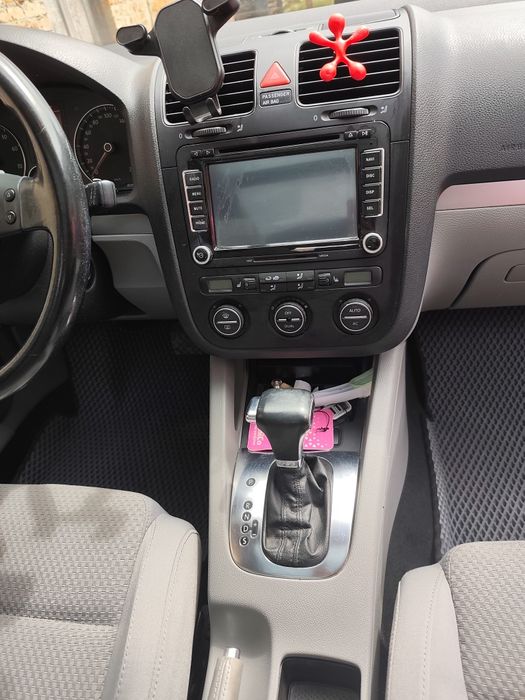 Volkswagen Golf 2009 VIN WVWZZZ1KZ9M337418 фото оголошення 2 з 11