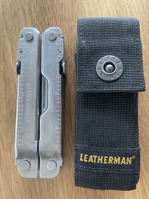 Leatherman Super Tool 300 z kaburą