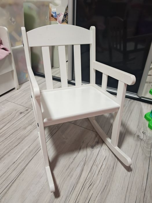 Fotel bujany dla dziecka