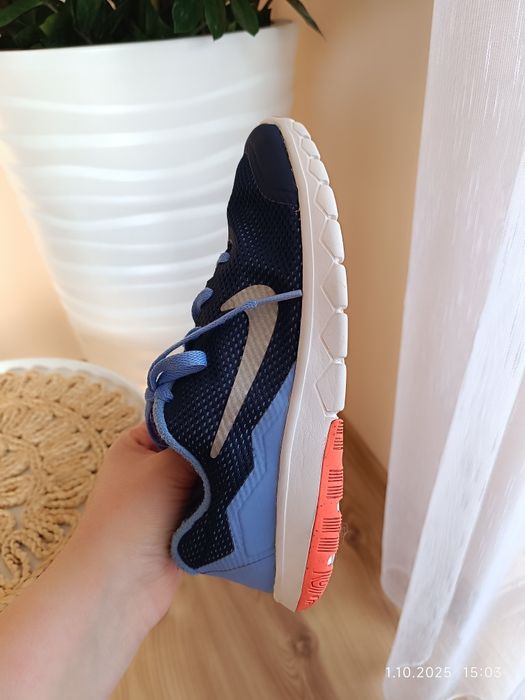 Buty sportowe Nike Flex Experience r 36.5 cm