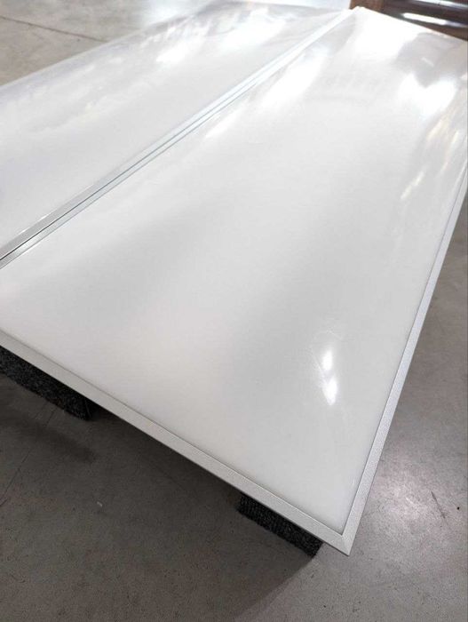 Галогенний світильник для стоматологічного кабинету