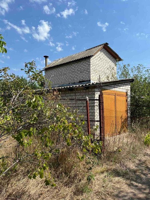 Продається дача в кооперативі "Колос"