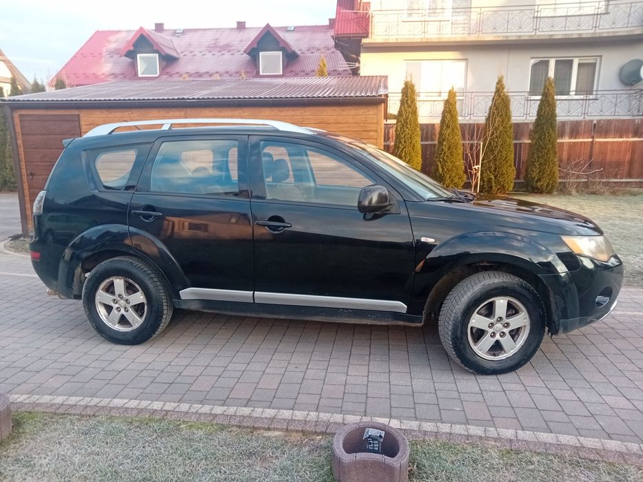 Mitsubishi Outlander 2.0did 4x2 4x4 blokada klima serwisowany 2009r