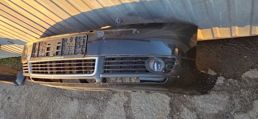 Zderzak Audi A4 B6 przód LZ9W kpl