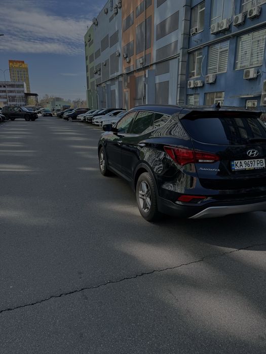 Продам Hyundai Santafe