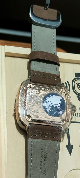 Годинник севен фрідей seven Friday