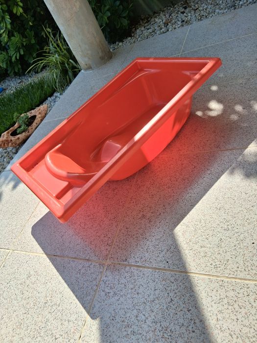 Banheiras bebés e muda fraldas