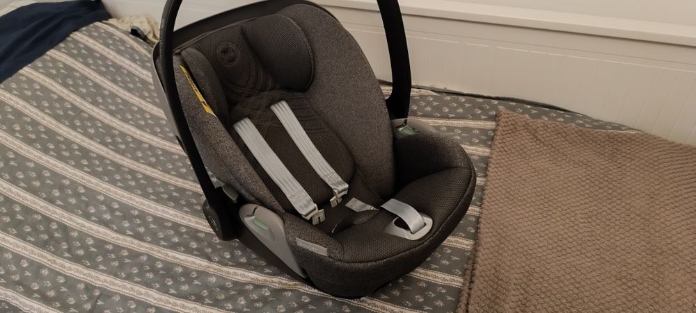 Ovo cybex cloud T e base giratória cybex