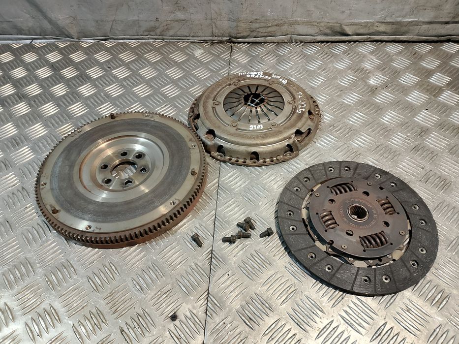 Kompletne Sprzęgło Koło Zamachowe Tarcza Docisk Skoda Octavia 2 1.6B