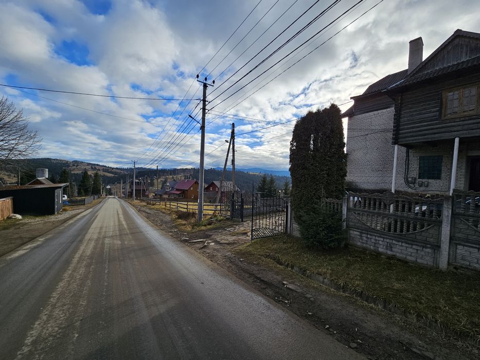 Продам 3 кімнатну квартиру будинок село Яблуниця поруч Буковель.