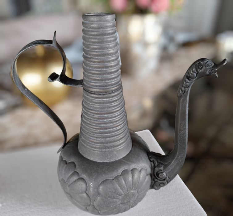 Jarra portuguesa de estanho, 95% pureza