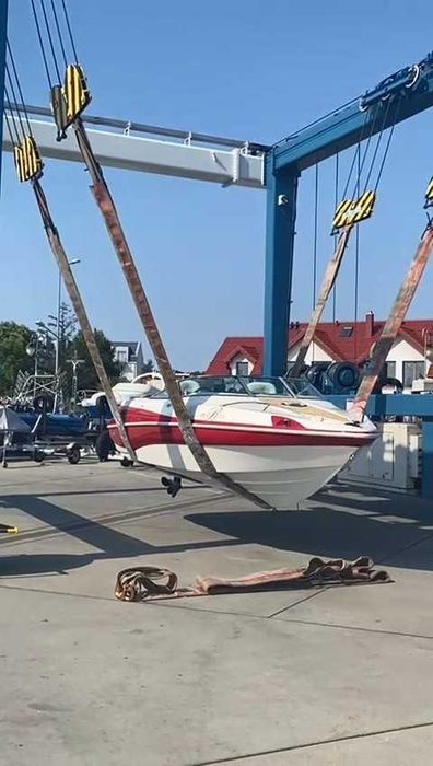 Na sprzedaż piękna motorówka Cortina 620