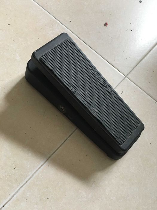 pedal wah wah Dunlop crybaby vintage