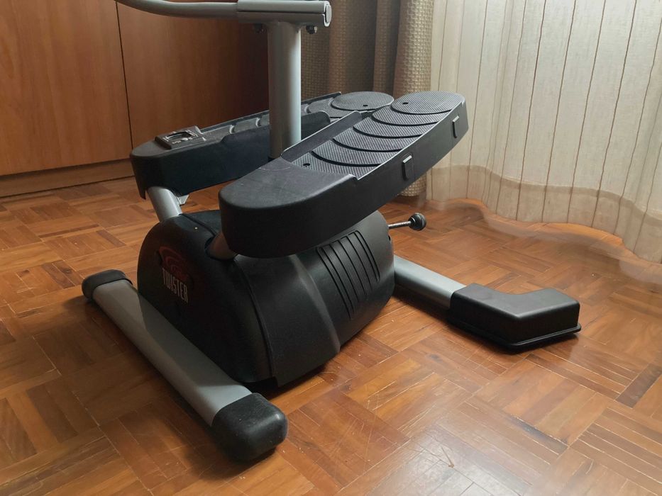 Máquina de ginastica de qualidade como novo