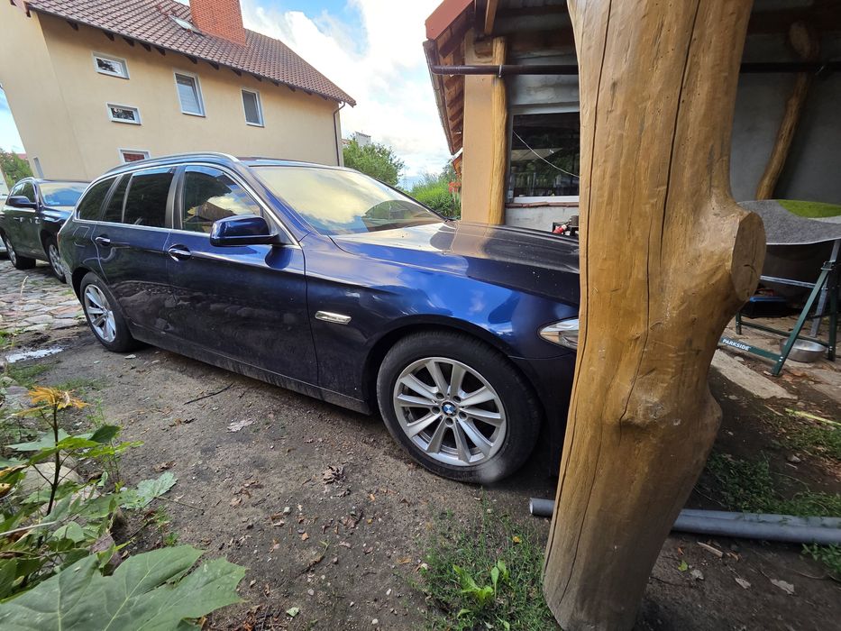 BMW Seria 5 F11 520d Anglik V5c