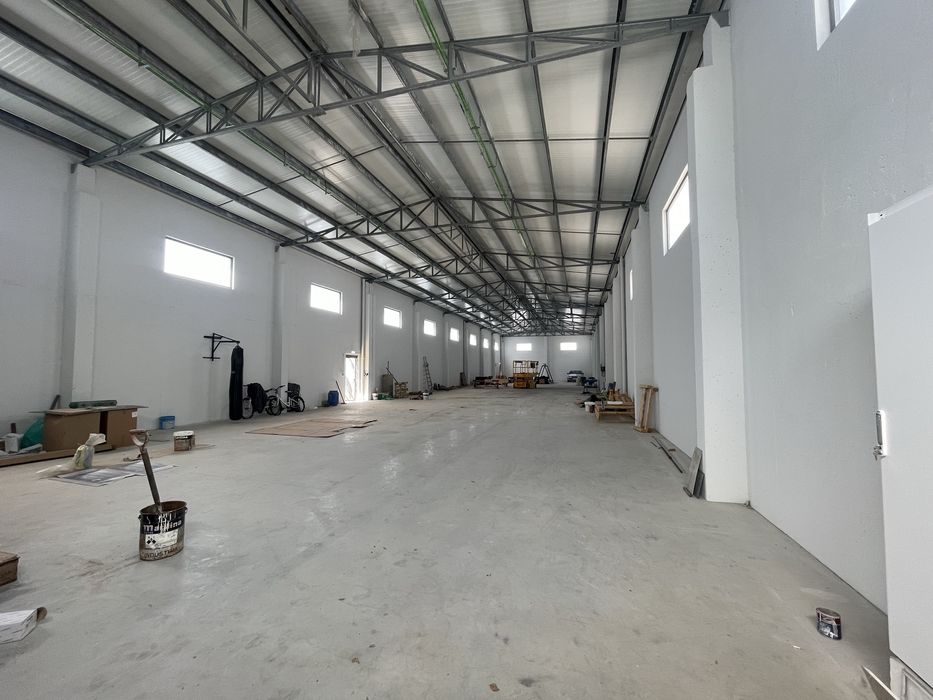 ARMAZÉM para arrendamento/ Pedrouços | Maia | Porto a 2 Km do HSJ