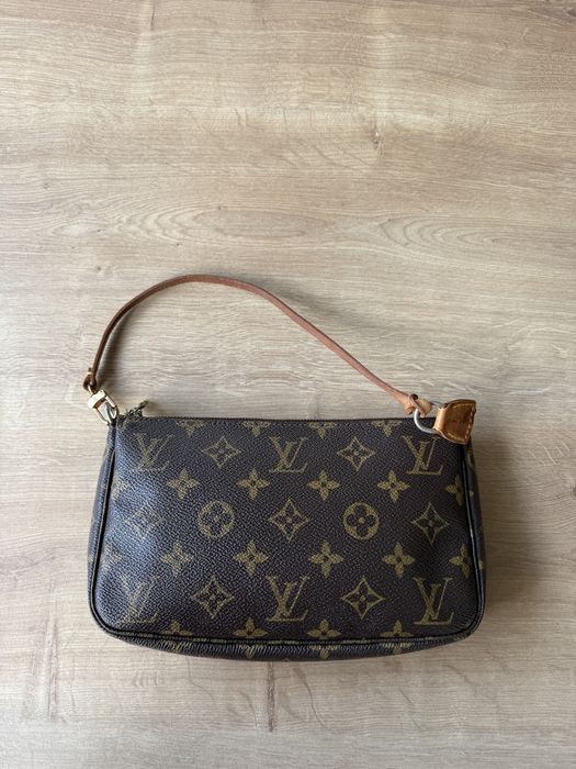 Louis Vuitton Pochette Accessoires 1999