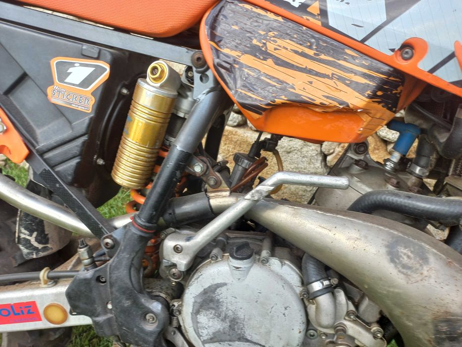 Vendo mota ktm 250sx de 99