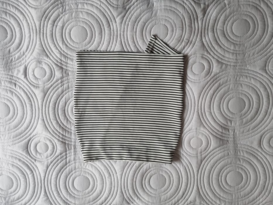 Spódnica prążkowana w biało- czarne paski, Pull&Bear, rozmiar M