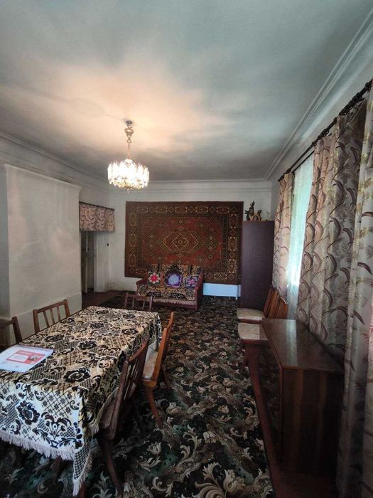 Продаж добротного будинку