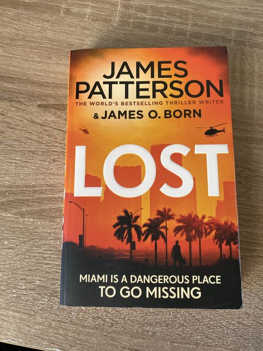 Книга англійською. James Patterson. Lost. Джеймс паттерсон.