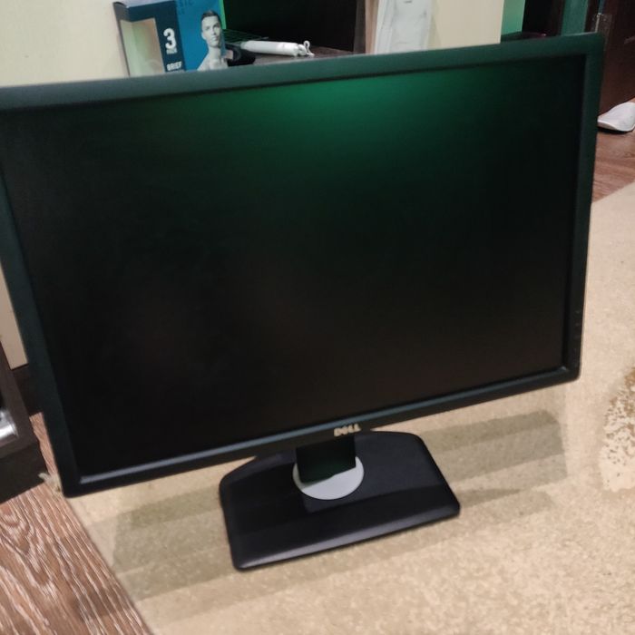 Монитор Dell Ultrasharp U2412M