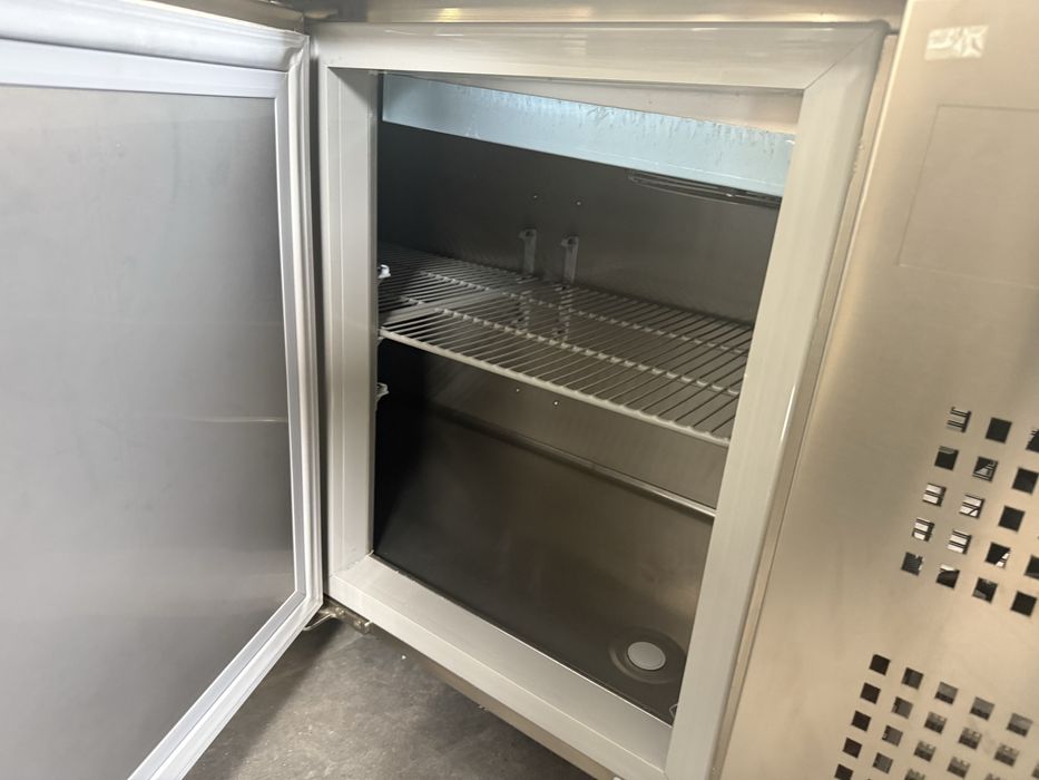 Balcão bancada três portas refregerada Magnus frio ventilado